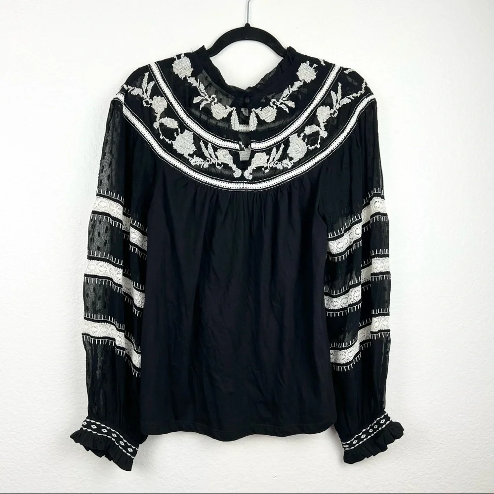 ANTHROPOLOGIE Maeve Winona Lace Puff Sleeve Blouse, Black White, Size Small